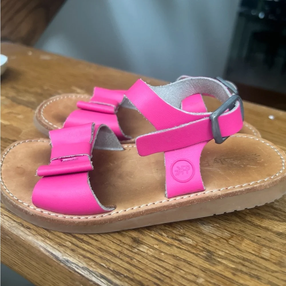 Freshly picked hot pink girls leather bow sandal Malibu Barbie beach babe vacay